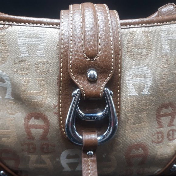 Etienne Aigner Signature Logo Handbag - Picture 3 of 12